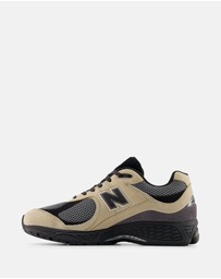 New Balance - U2002R - Unisex