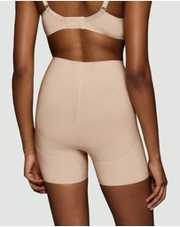 Triumph - Body Make-Up Illusion Curve Short
