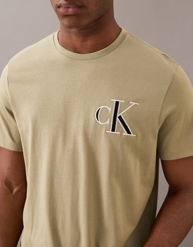 Calvin Klein Jeans - Varsity Monogram Logo Patch T-Shirt
