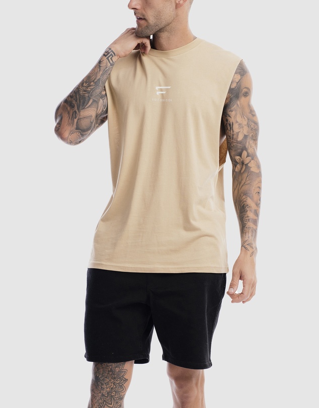 First Division - Pro Centre Tank