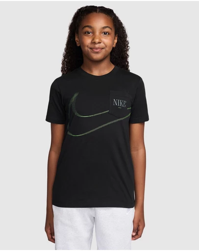 Nike - Pocket Tee - Teens