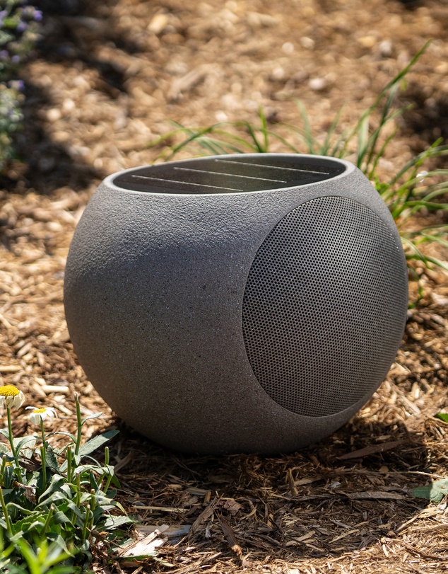 Victrola - Victrola Zen Premium Solar Garden Speaker