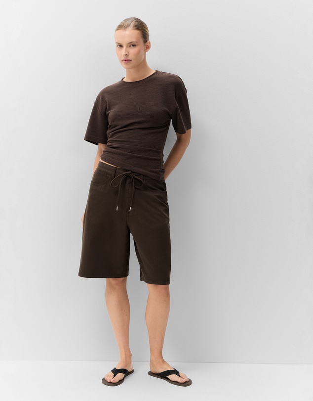 UNISON - Textured Tuck Detail Tee
