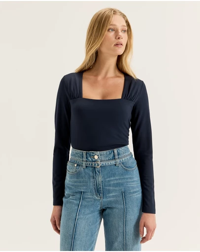 Review - Maloney Top