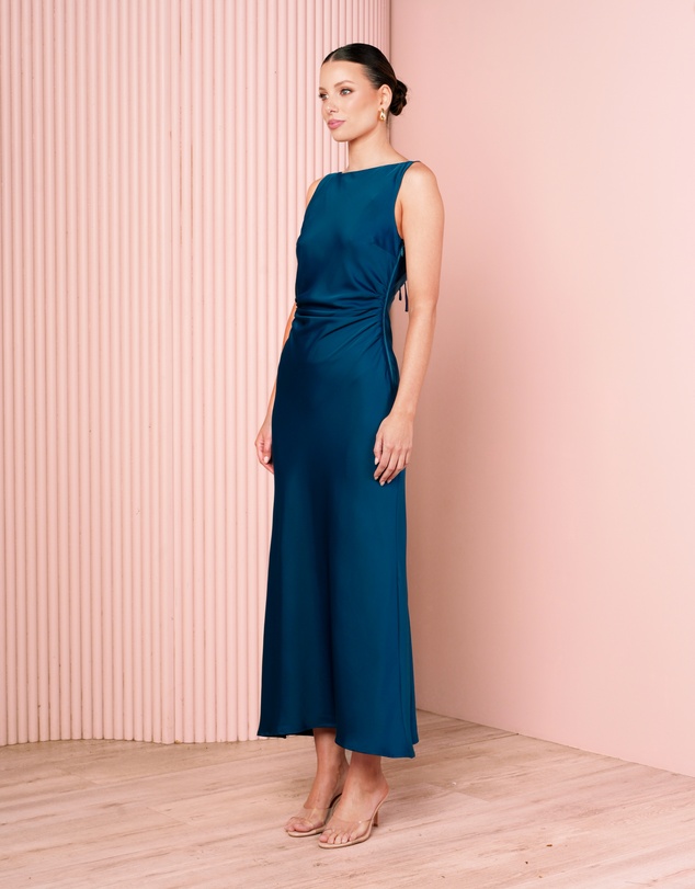 Azzurielle - Georgie Low Back Maxi Dress