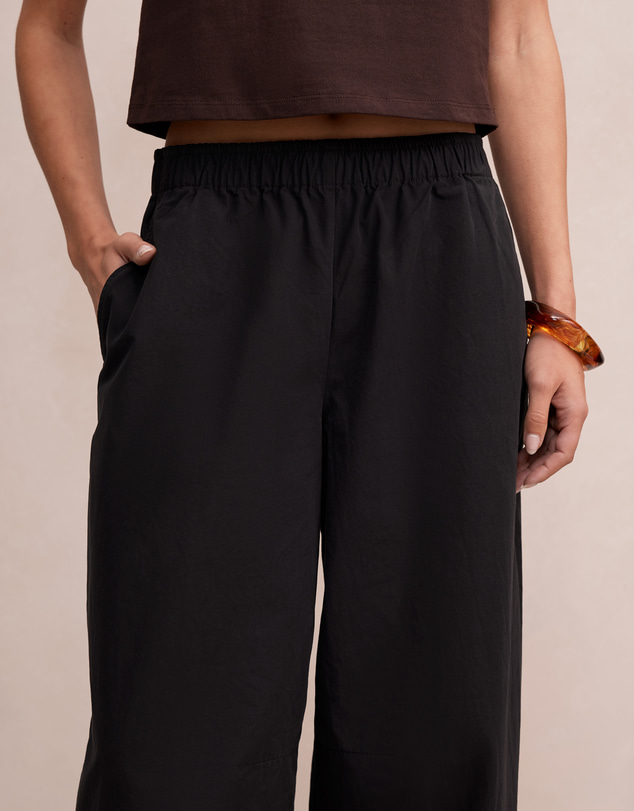 Forever New - Rowan Barrel Leg Pants