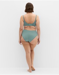 City Chic - Smooth & Chic Micro Shorty