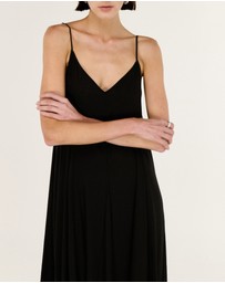 Staple the Label - Seren V Neck Maxi Dress