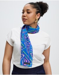 The Social Outfit - Fariba's Triangles Rectangular Silk Scarf