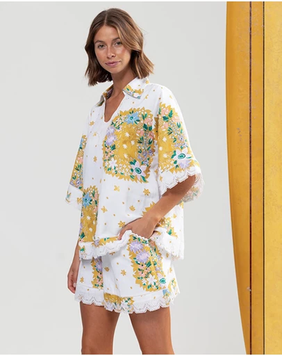 Binny - 2 Massinger Street Top