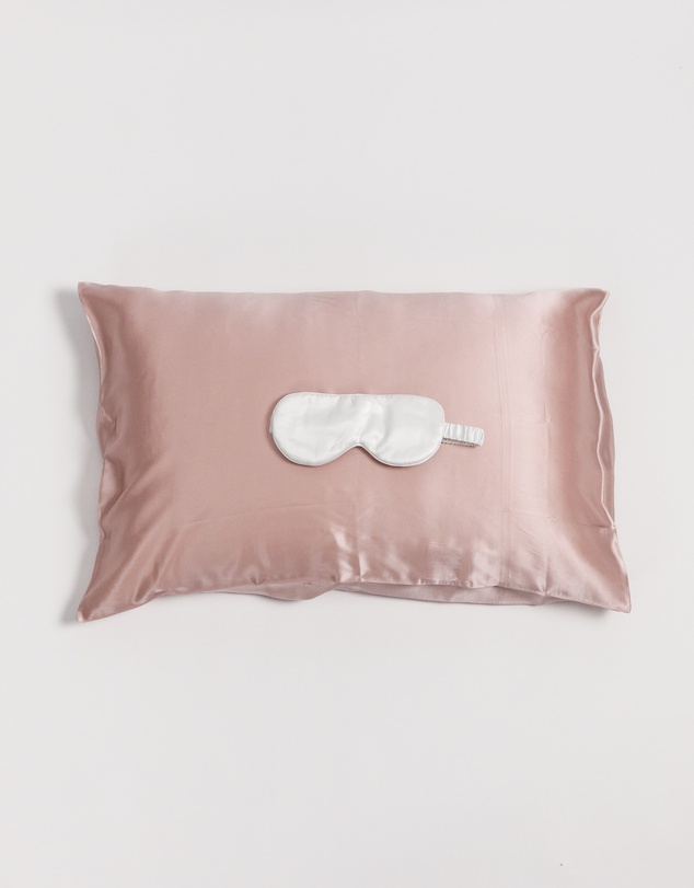 SILK MAGNOLIA - Pure Silk Gold Collection Gift Set