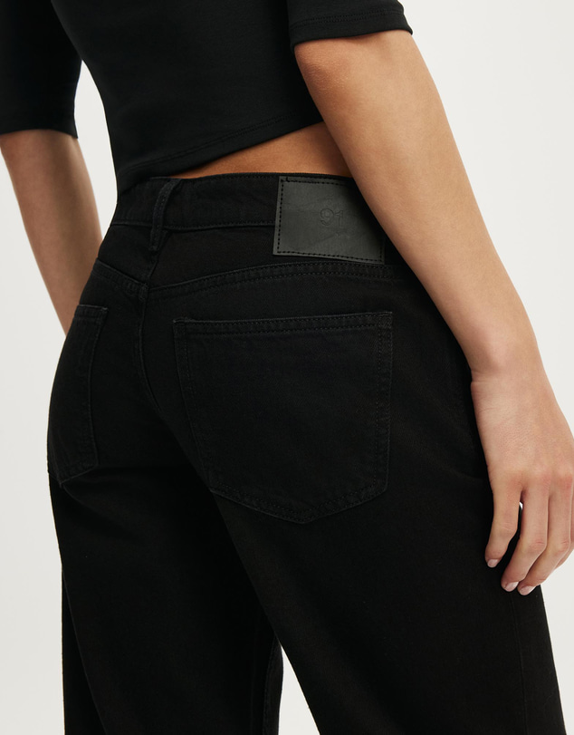 Cotton On - Low Rise Straight Jean