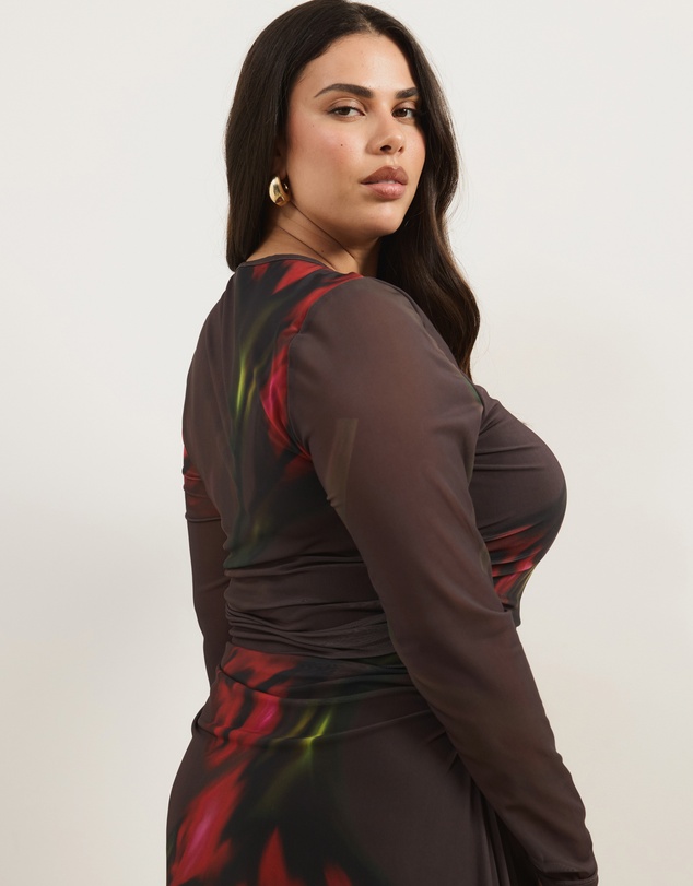 Atmos&Here Curvy - Sari Mesh Maxi Dress