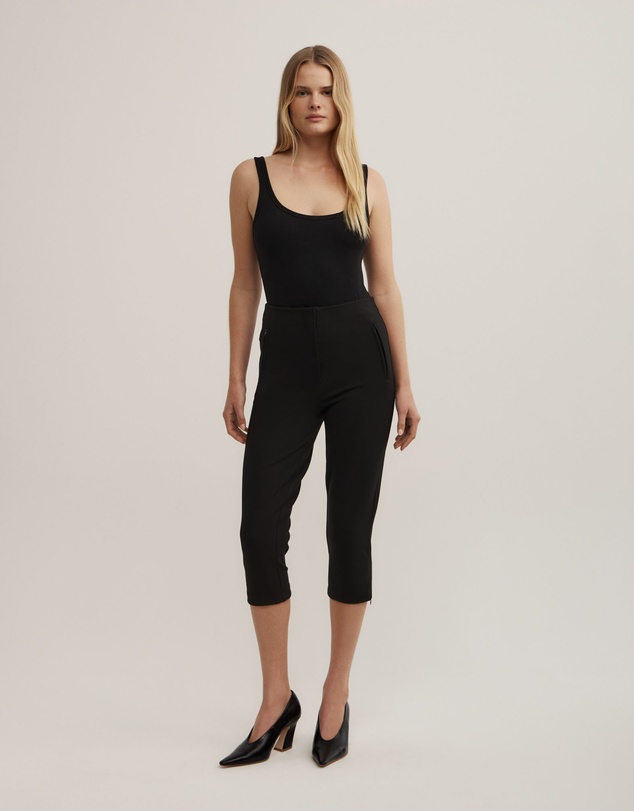 Witchery - Capri Pant