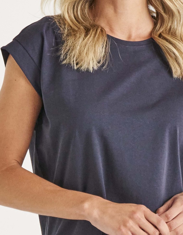 Betty Basics - Michaela Tee