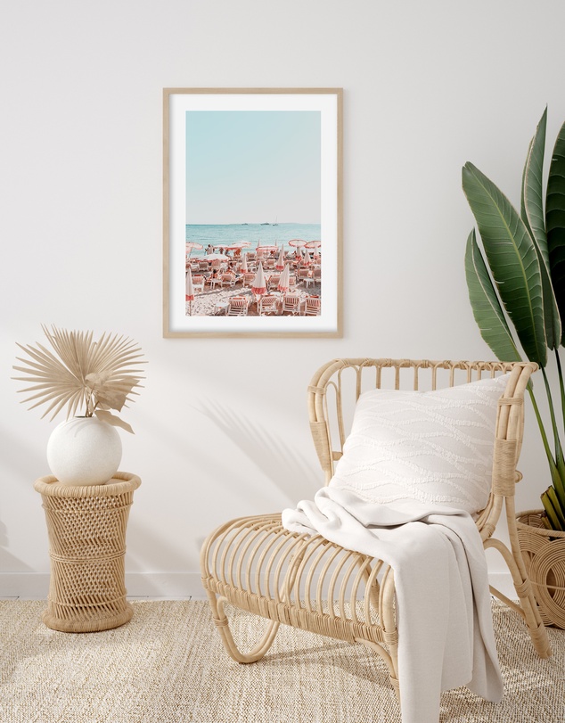 Olive et Oriel - Seaside Antibes Art Print