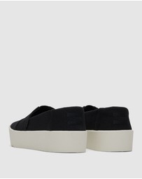 TOMS - Verona Slip-On