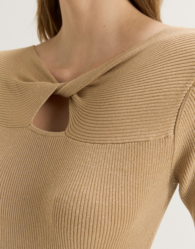 Review - Bella Top