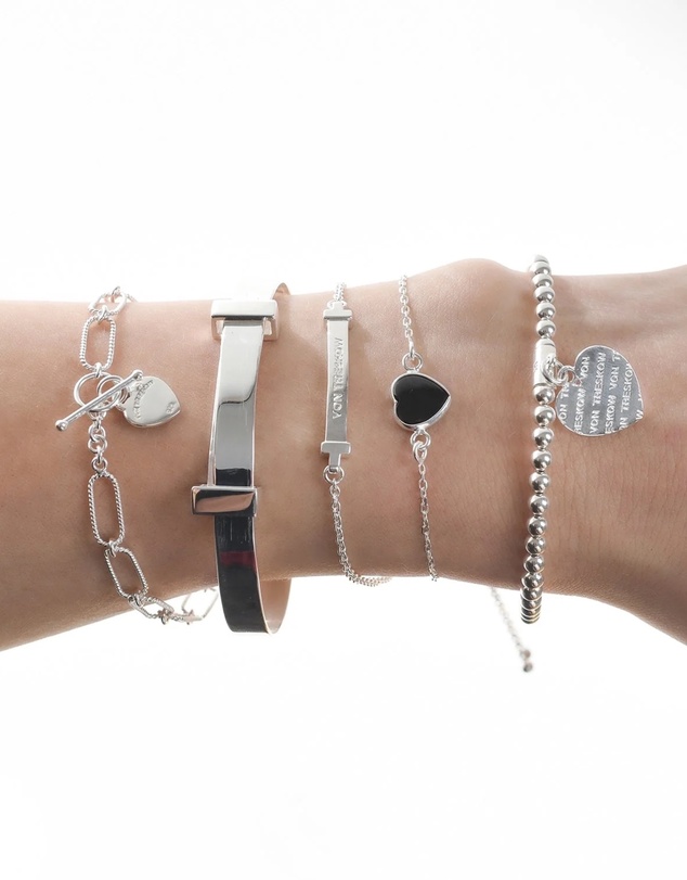 Von Treskow - Adjustable Belcher Bracelet with Black Onyx Heart