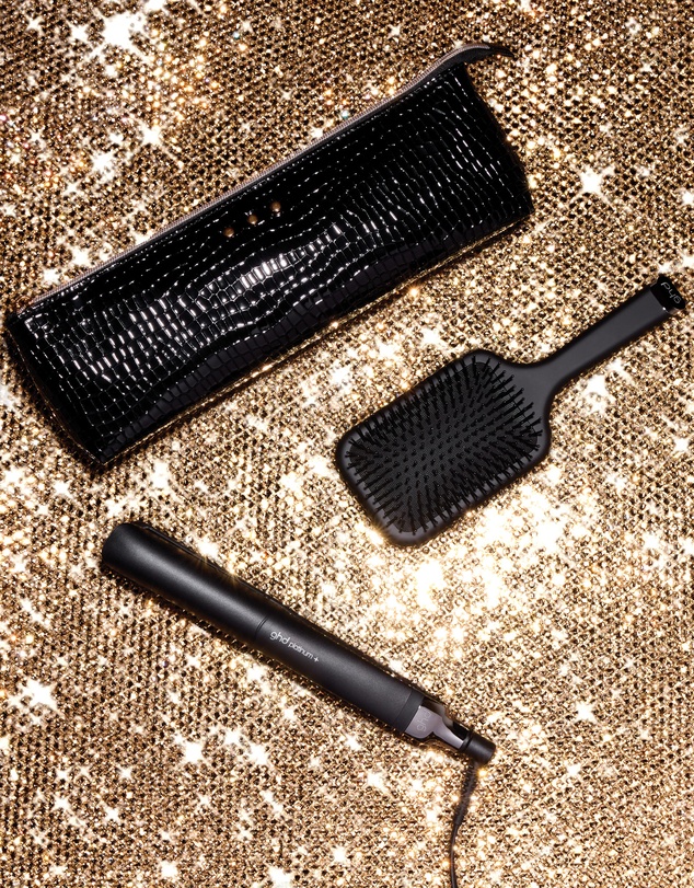 ghd - platinum+ Hair Straightener Gift Set in Black (Valued at $532)