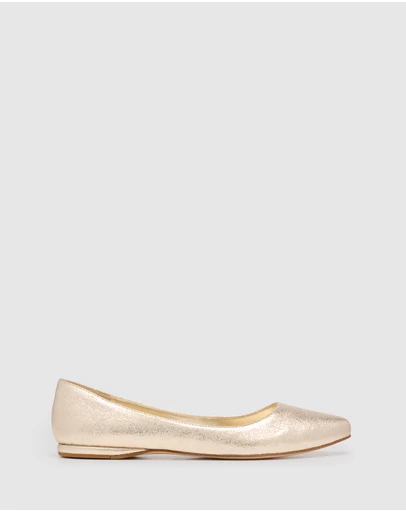 Nine West - Speakup