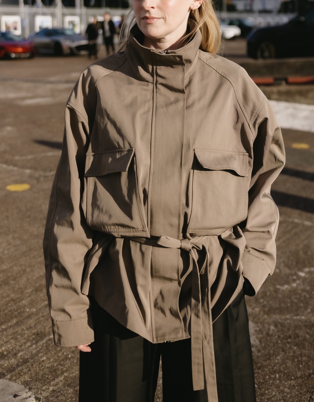 Minima Esenciales - Sioh Funnel Neck Jacket