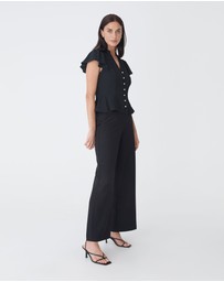 Forcast - Carissa Gathered Sleeve Top