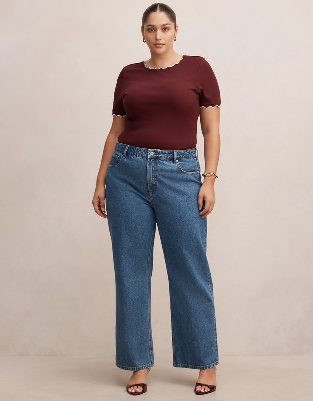 Forever New Curve - Rebecca Curve Scallop Trim T-shirt