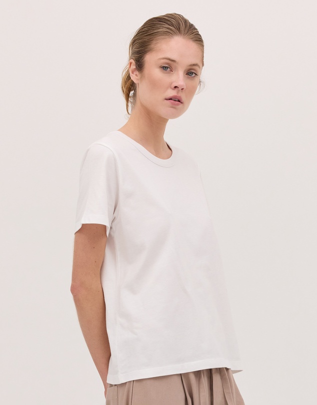 Cloth & Co. - The Classic Tee