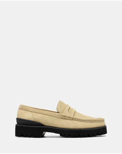 Clarks - Yukoner Penny (M) Maple