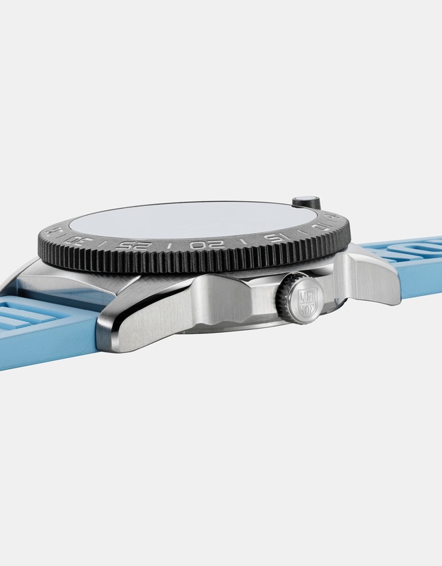 Luminox - Luminox Pacific Diver Ripple Diver Watch