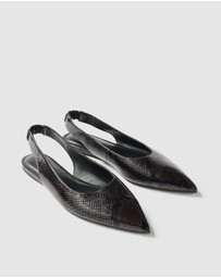 Commonry - Marcy Leather Flat