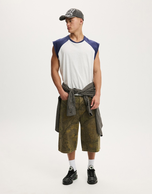 Cotton On - Cropped Fit Muscle