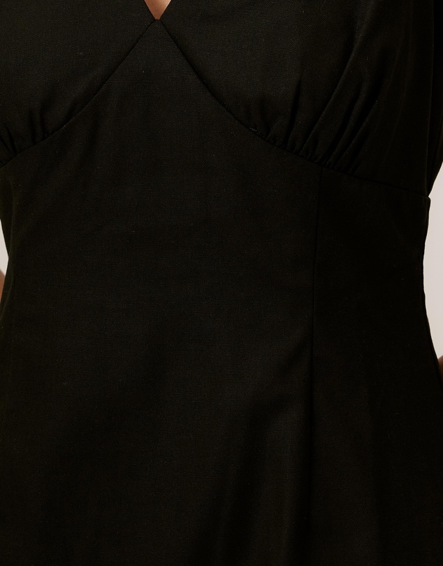Tussah - Andy V Neck Midi Dress