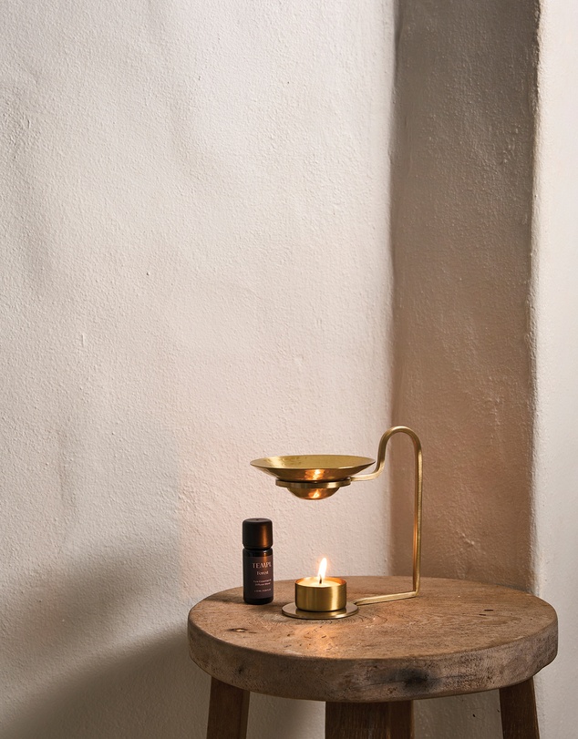 TEMPL - Brass Oil Burner