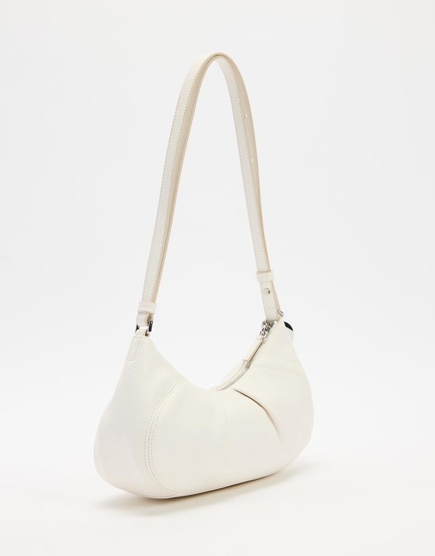 Calvin Klein - Engraved Elongated Bag
