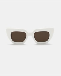AM Eyewear - Little Red