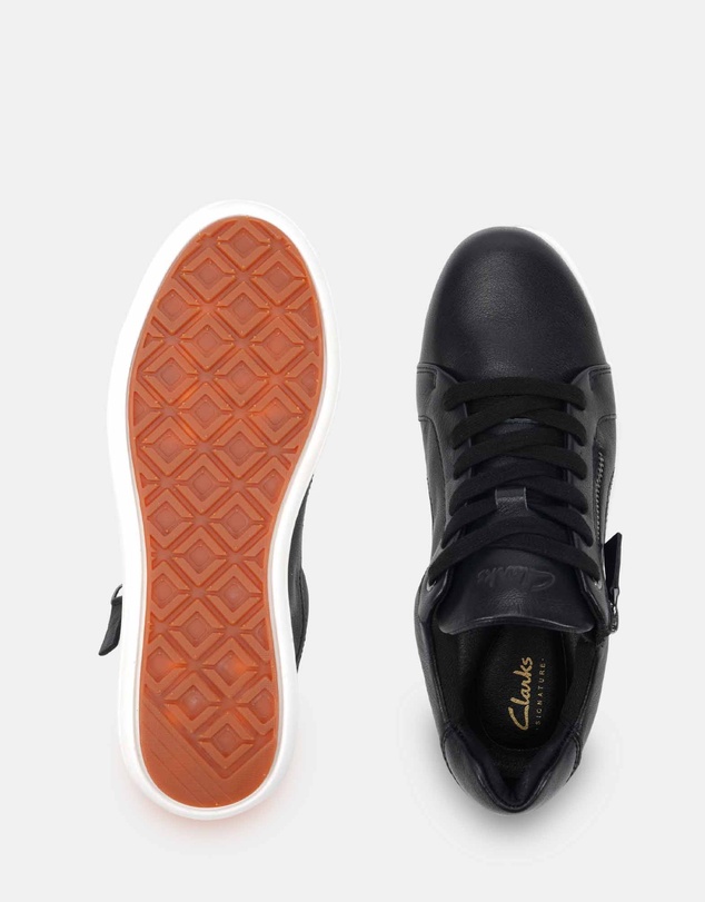 Clarks - Burrow Black-White Sole