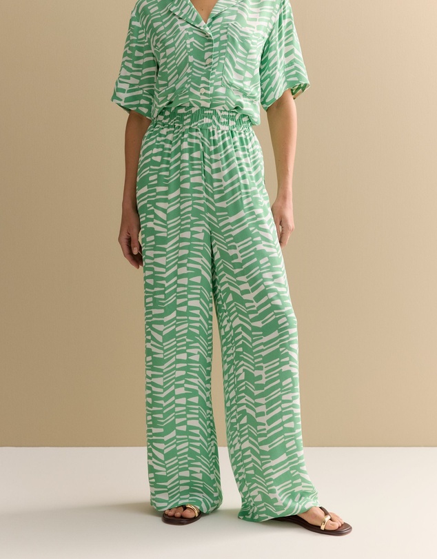 Trenery - Abstract Geo Wide Leg Pull On Pant in Matcha