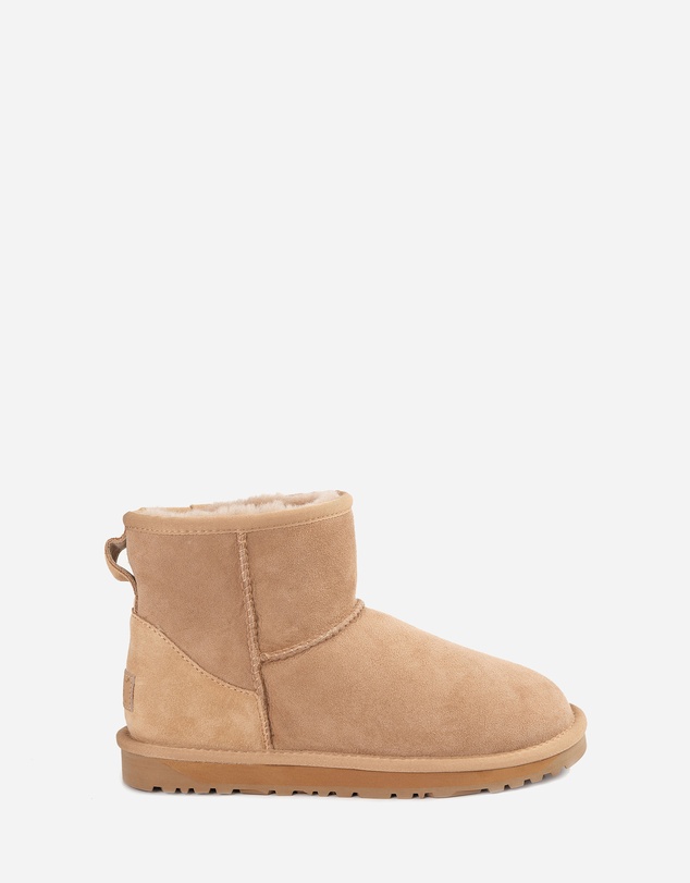 Ozwear Connection Uggs - Ugg Classic Mini Boots (Water Resistant)