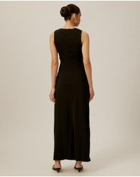 Tussah - Yana Drapey Midi Dress