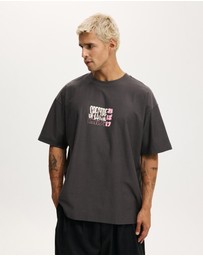 Cotton On - Box Fit Graphic T-Shirt