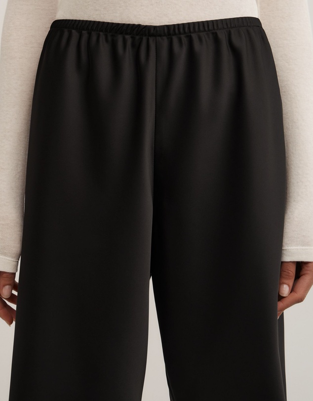 Witchery - Satin Bermuda Short