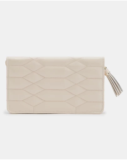 Wolf - Wolf Caroline Jewellery Portfolio Ivory
