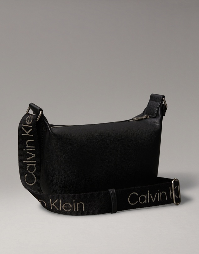 Calvin Klein - Ultralight Shoulder Bag