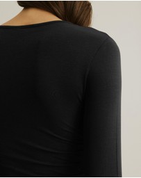 Atmos&Here - Asymmetric Long Sleeve Top