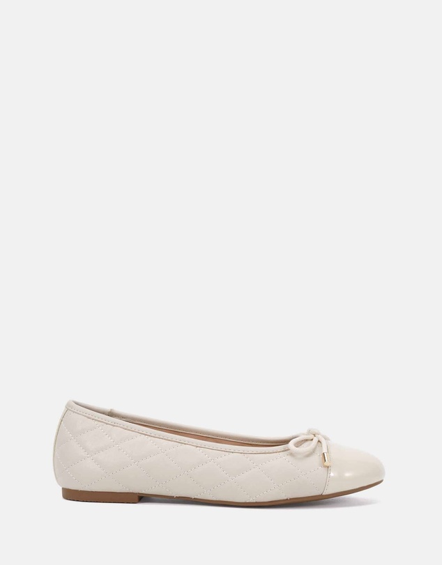 Clarks - Bexi Ecru