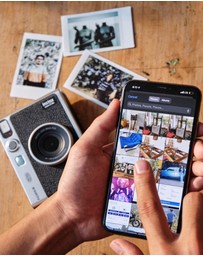 Fujifilm - Instax Mini Evo