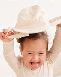 Kynd Baby - Sunny Hat in Neutral Sunrise