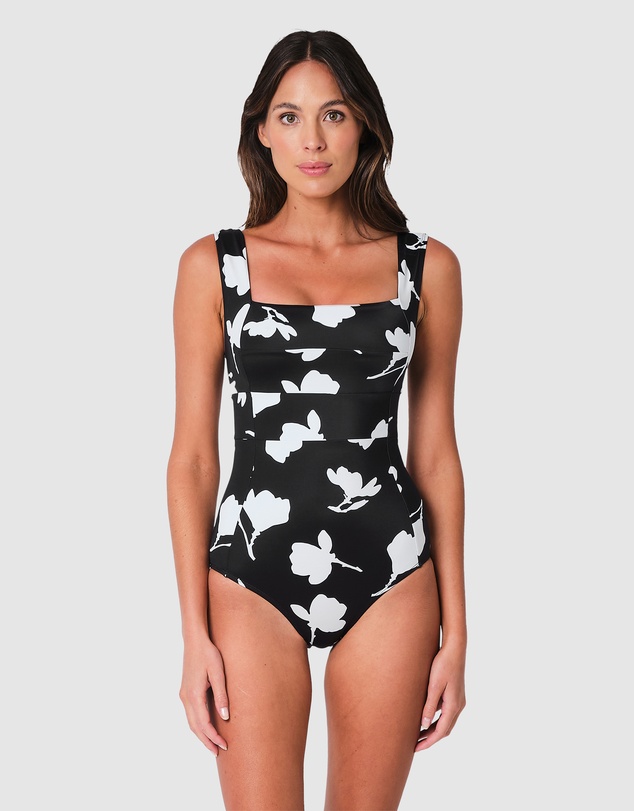 UNE PIECE - Classic Square Neck One Piece Swimsuit